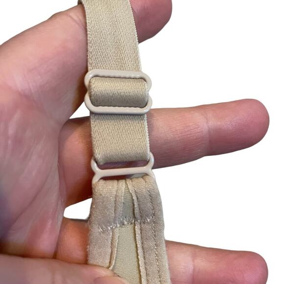 Cacique nude full coverage lightly padded underwire bra 40DDD - Picture 4 of 7